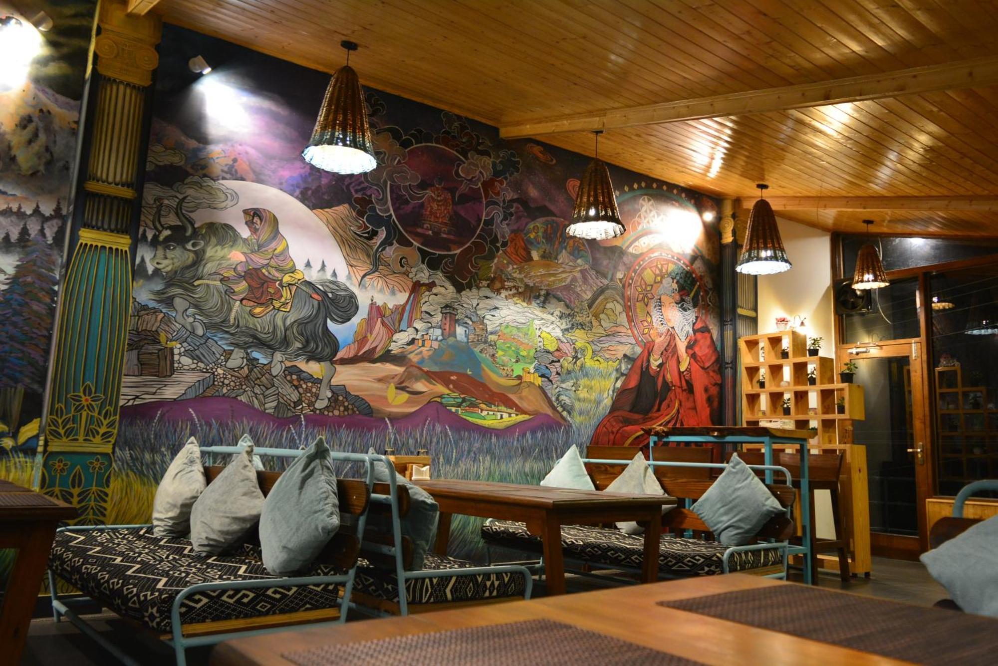 The Neelgiris Hotel Manāli Buitenkant foto