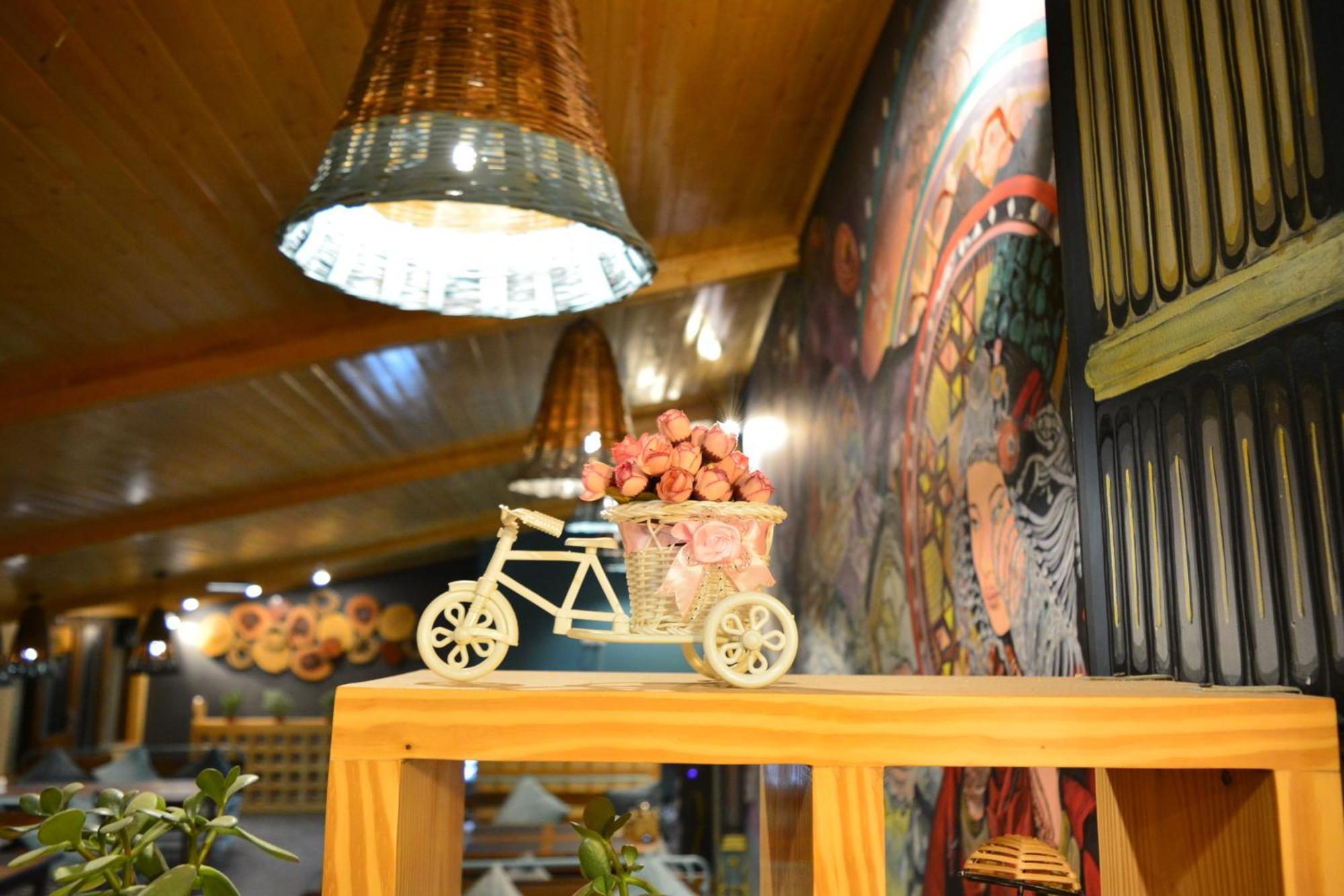 The Neelgiris Hotel Manāli Buitenkant foto